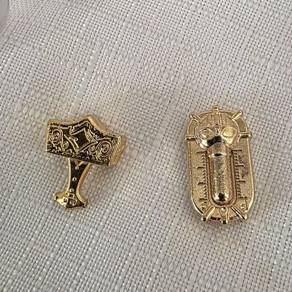 Treasure X Ultra Rare Gold Dipped Lot Hammer Of Glory & artic thermometer
